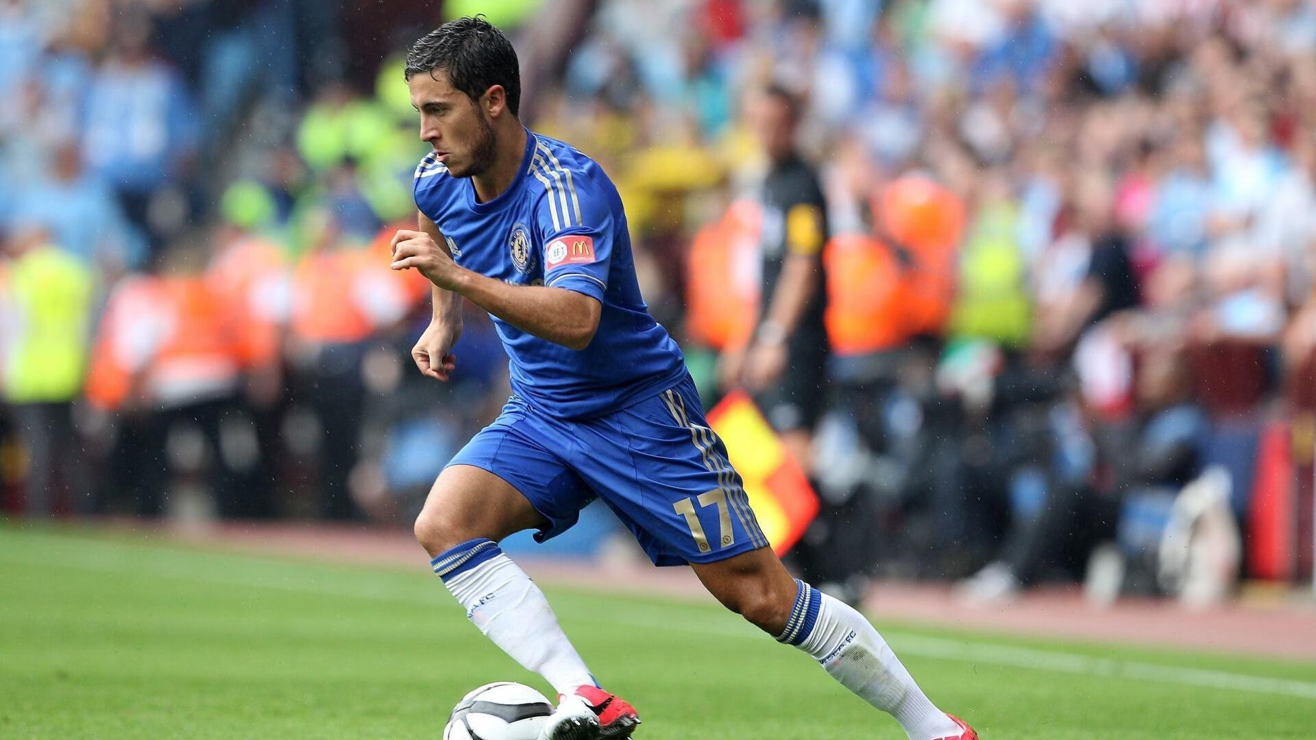 球员分析：场上表现最稳定的球员榜单，各位置最佳球员